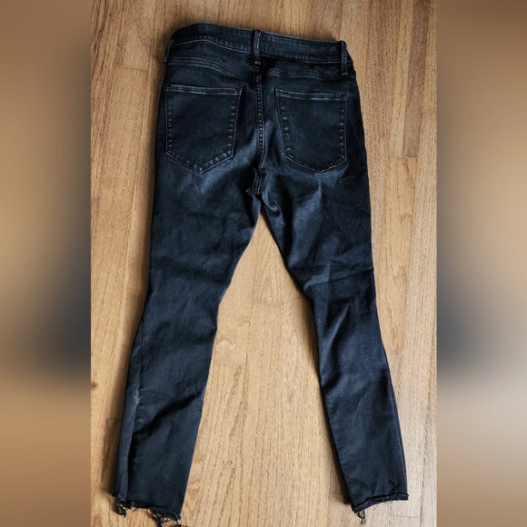 Abercrombie & Fitch Harper low rise frayed ankle jean size 28 - Picture 6 of 12